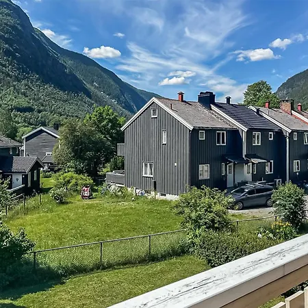 2 Bedroom Amazing In Rjukan